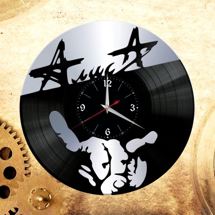 Часы "Алиса" из виниловой пластинки