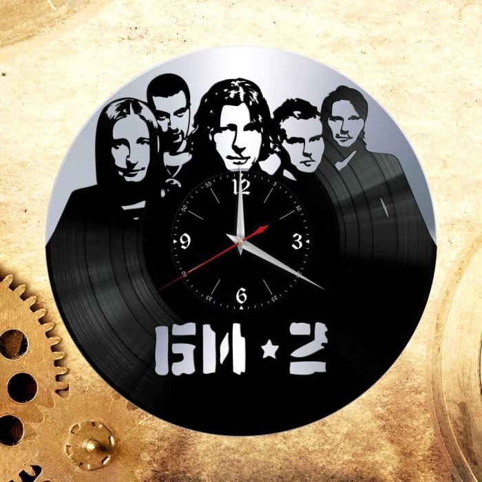 Часы "БИ-2" из виниловой пластинки