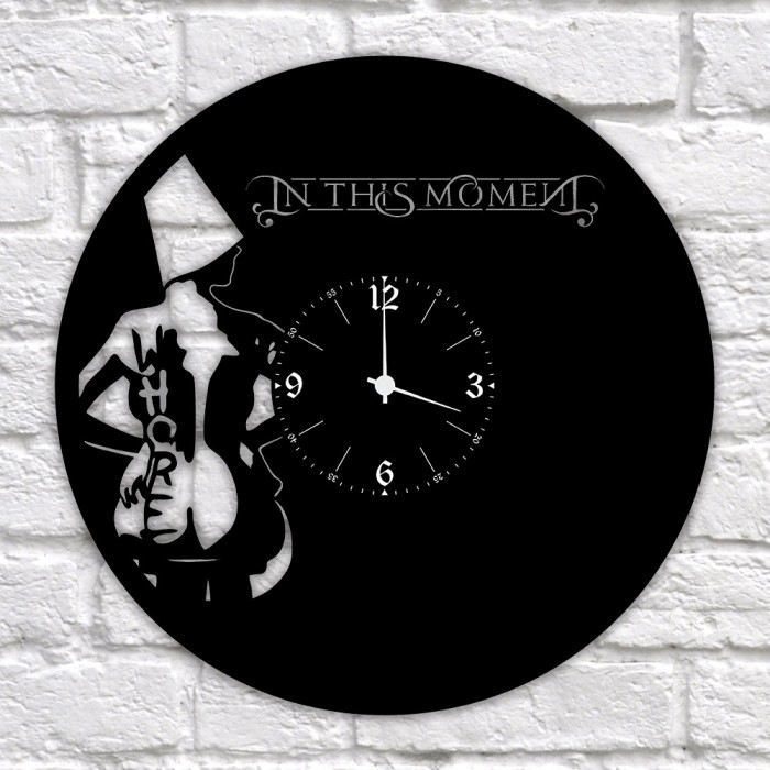 Часы "In This Moment" из виниловой пластинки