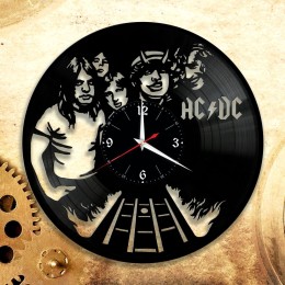 Часы "AC/DC" из виниловой пластинки