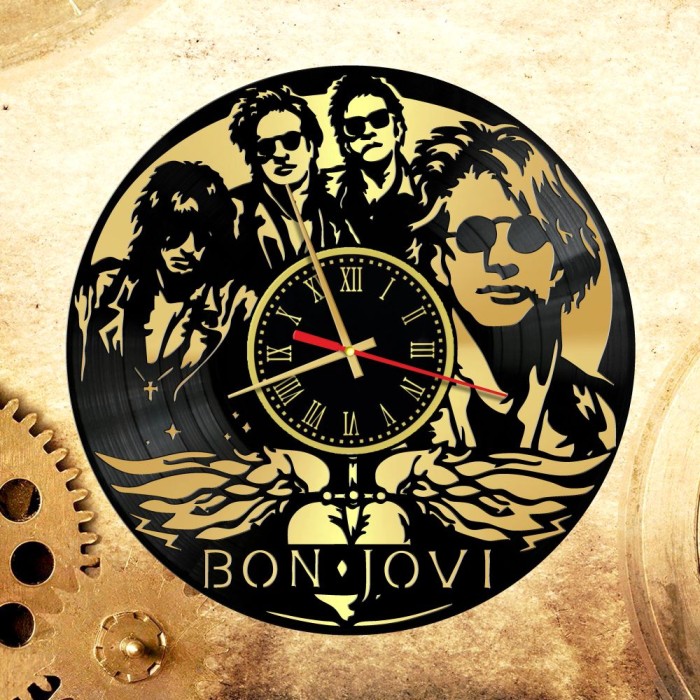 Часы "Bon Jovi" из виниловой пластинки