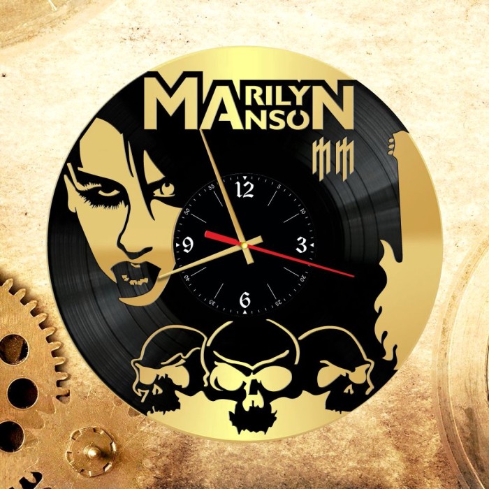Часы "Marilyn Manson" из виниловой пластинки