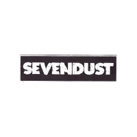 Нашивка Sevendust белая